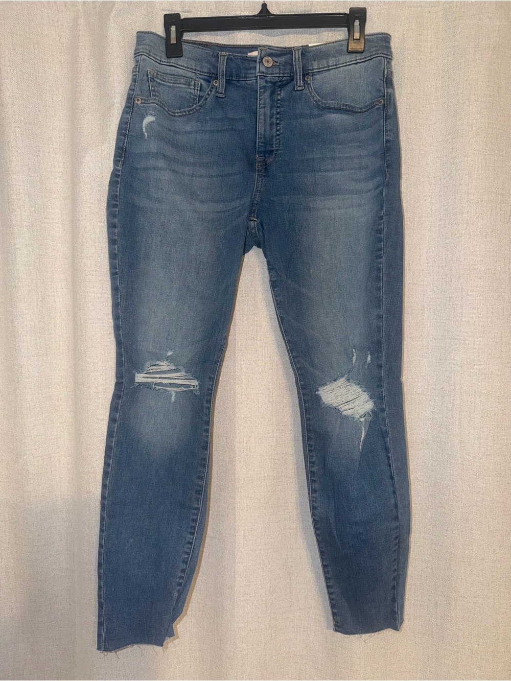 Lucky Brand Medium Blue Distressed Skinny Jeans | Size 10